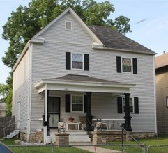 4 Unit - South Central Hilltop in Columbus, OH - Building Photo - Building Photo