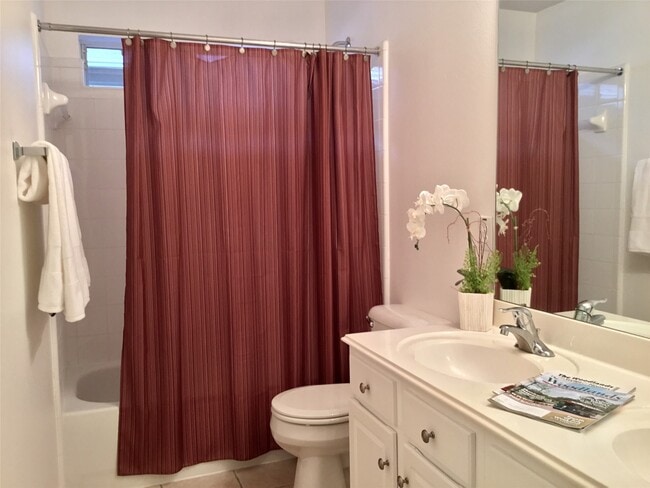 property at 114 N Queenscliff Cir