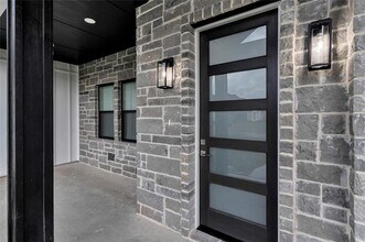 544 Highview Ct in Godley, TX - Building Photo - Building Photo