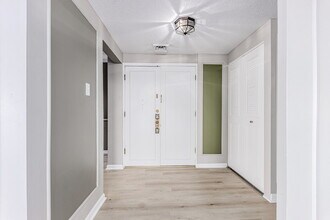 3131 E Alameda Ave in Denver, CO - Building Photo - Building Photo