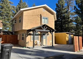 1044 Circle in Big Bear, CA - Building Photo