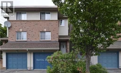 property at 1903 Hampstead Pl