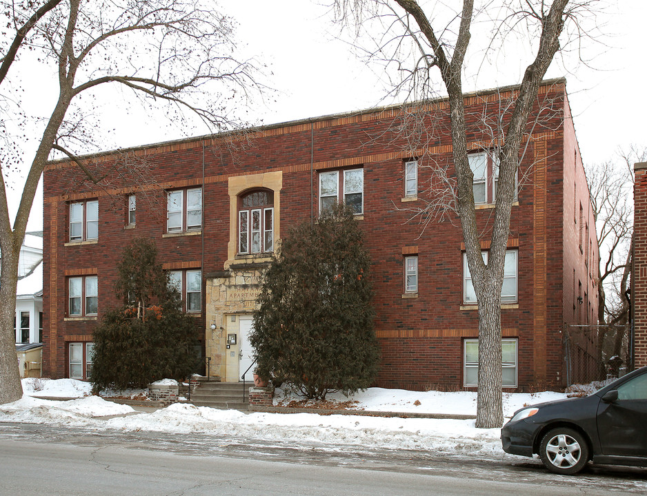 Havana Apartments in St. Paul, MN - Building Photo