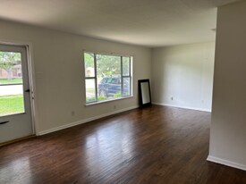 4312 Skillman St in Dallas, TX - Building Photo