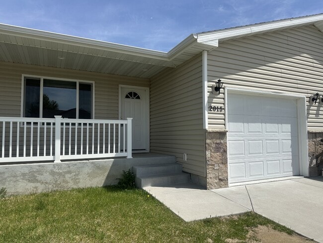 property at 2015 Lake Hills Dr