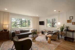 10 Truitt Ln in Oakland, CA - Building Photo