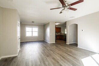 30 Inverness Ave in Newnan, GA - Building Photo - Building Photo