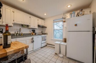 96 Western Ave in Morristown, NJ - Building Photo - Building Photo