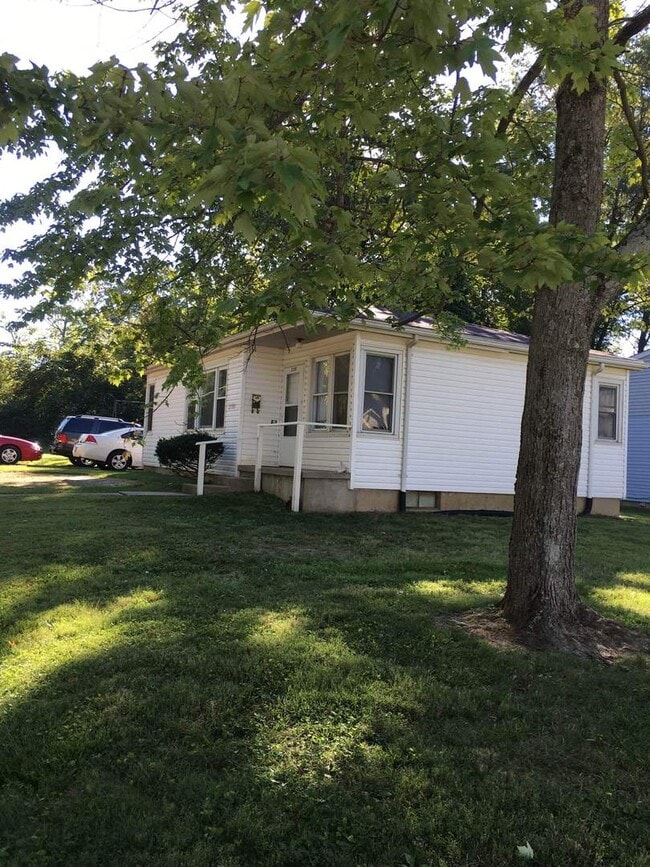 property at 2100 E 5th St