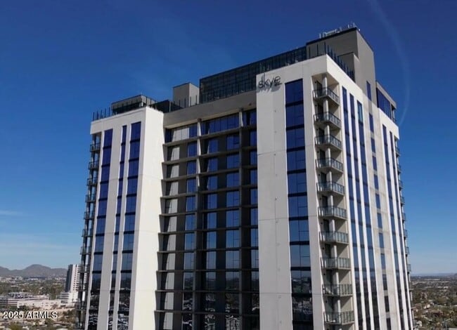 property at 817 N 6th St