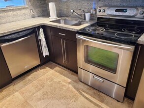 3000 S Course Dr in Pompano Beach, FL - Building Photo - Building Photo