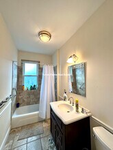 72 Roseclair St, Unit 2 in Boston, MA - Building Photo - Building Photo