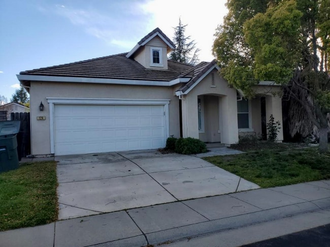 property at 124 Westlake Ct