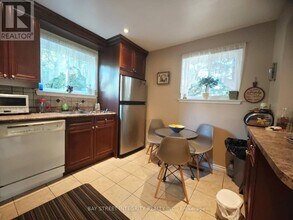 40 Deerford Rd in Toronto, ON - Building Photo - Building Photo