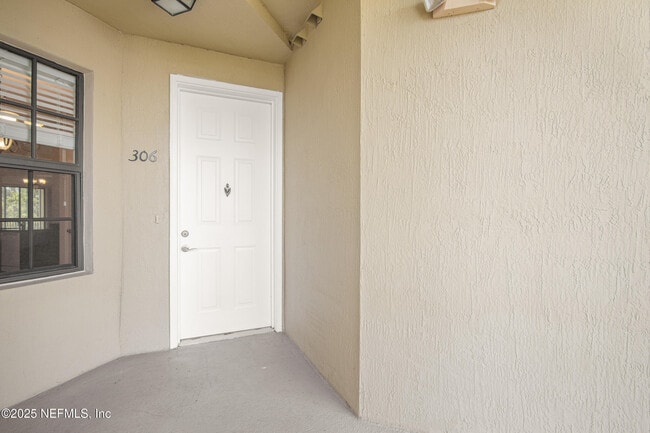220 Paseo Terraza in St. Augustine, FL - Foto de edificio - Building Photo