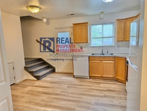 1590 Dustin Cir in Pocatello, ID - Building Photo - Building Photo