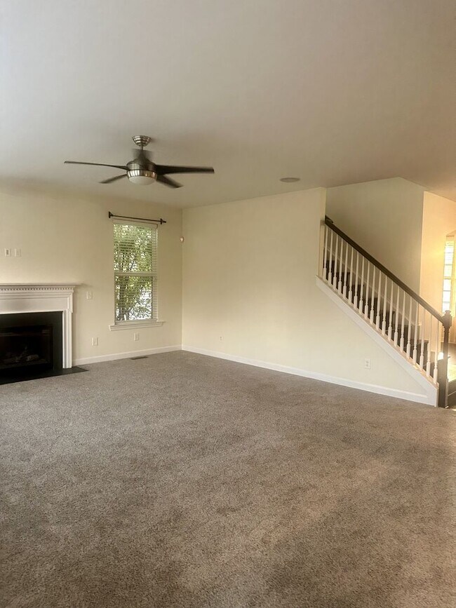 402 Valley Spring Dr in Mount Juliet, TN - Building Photo - Building Photo