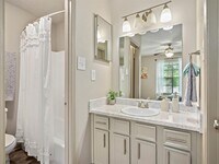 Grande Pointe photo'