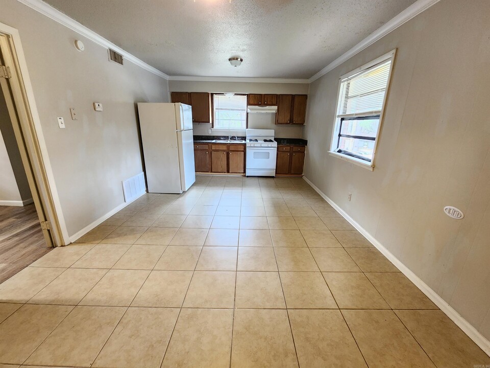 3426 Arapaho Trail in Little Rock, AR - Building Photo