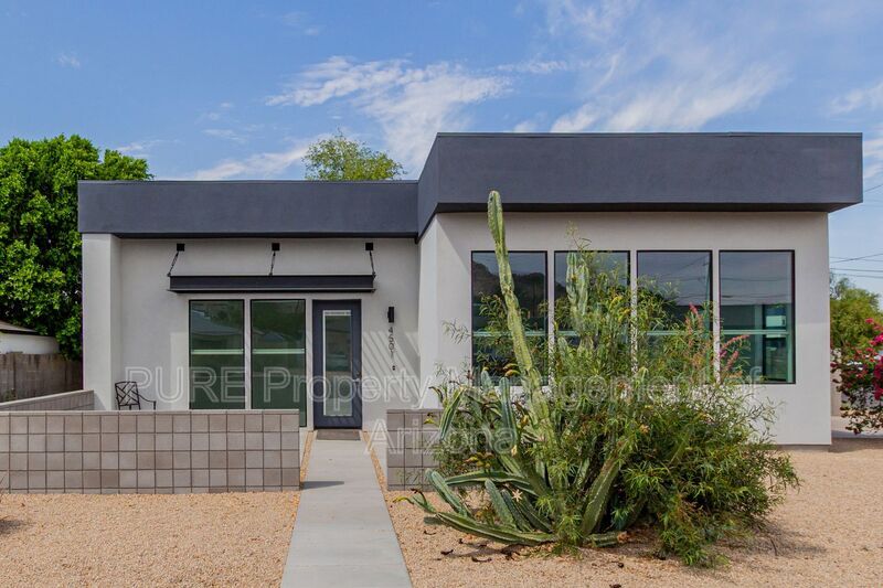 4501 E Campbell Ave in Phoenix, AZ - Building Photo