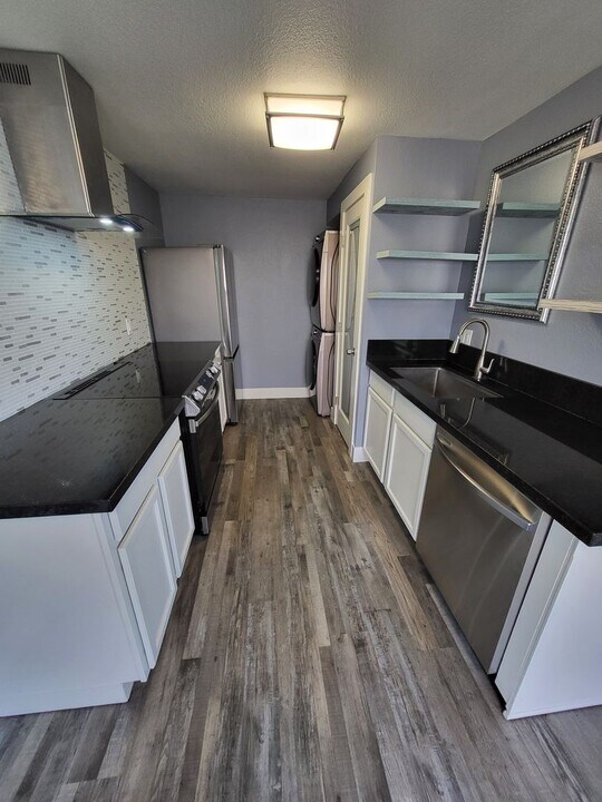 3410 Woodside Dr in Carson City, NV - Building Photo