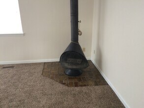 1323 S Skyline Dr in Moses Lake, WA - Building Photo - Building Photo