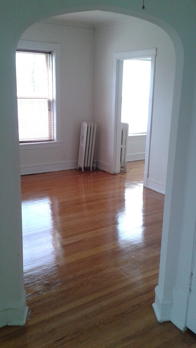 property at 6347 N Magnolia Ave