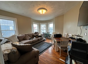 59 Cedar St in Cambridge, ON - Building Photo - Building Photo