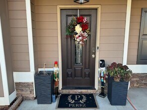 1489 Washington Rose Ave in Hoschton, GA - Building Photo - Building Photo