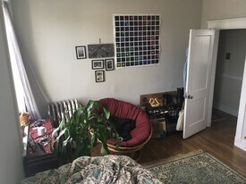 1185 Commonwealth Ave, Unit 2 in Boston, MA - Building Photo