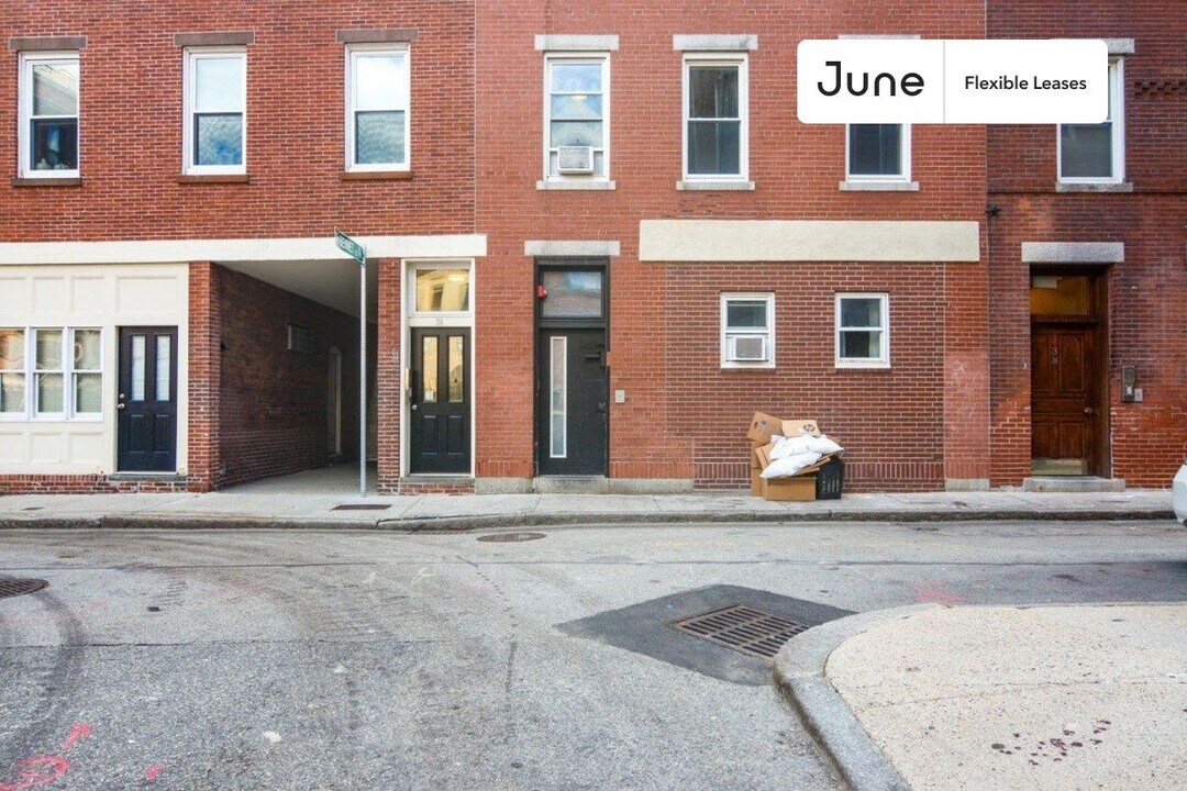 31 N Bennet St, Unit 2 in Boston, MA - Building Photo