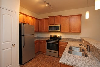 Juliet Place Apartment Homes in Greensboro, NC - Foto de edificio - Interior Photo