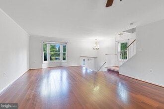 7353 St Thomas Loop in Manassas, VA - Building Photo - Building Photo