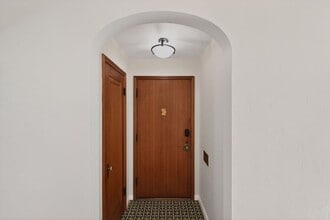 665 Krameria St in Denver, CO - Building Photo - Building Photo