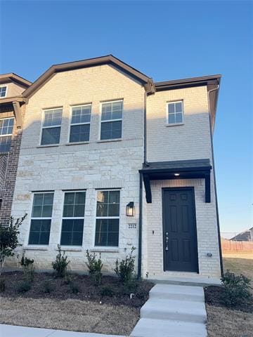 property at 2212 Adena Spgs Dr