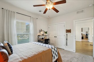 300 Dalhausser Ln in Oviedo, FL - Building Photo - Building Photo