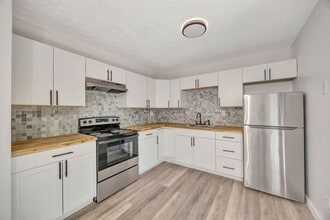 2279 Alabama Dr in Xenia, OH - Building Photo - Building Photo