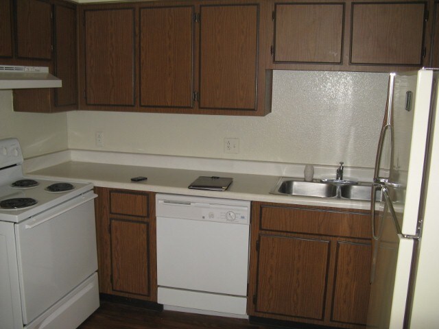 2814 E Le Marche Ave-Unit -102 in Phoenix, AZ - Building Photo - Building Photo