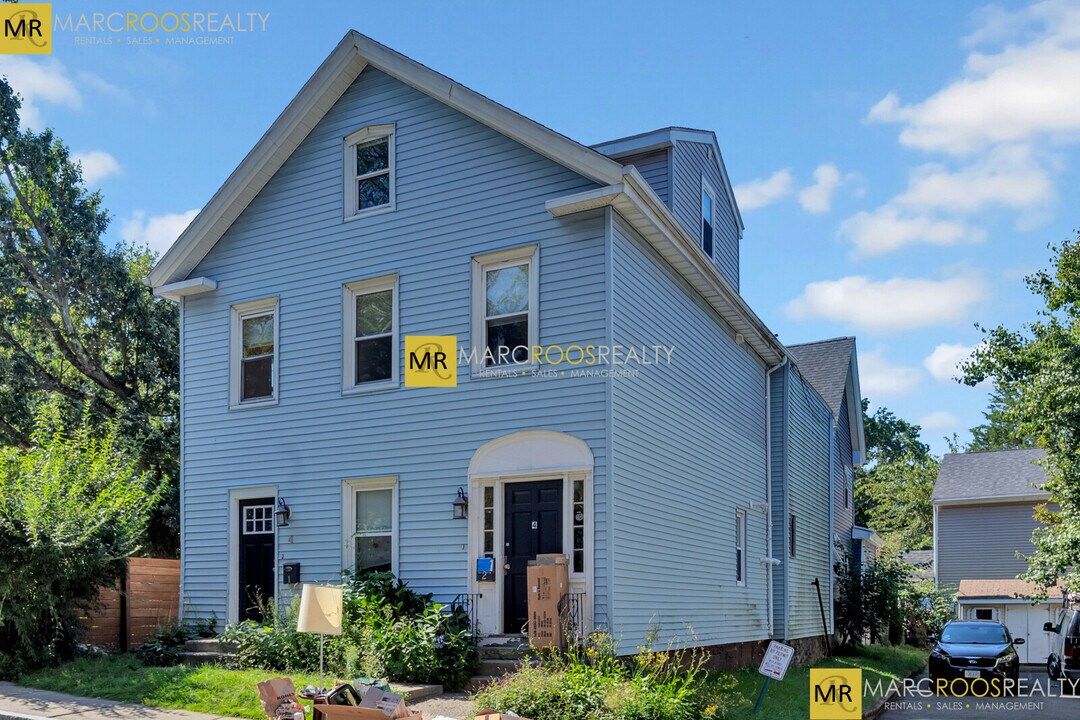 4 School St in Boston, MA - Building Photo