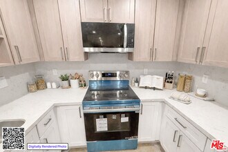 1117 S Bedford St in Los Angeles, CA - Building Photo - Building Photo