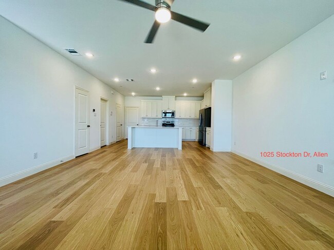 1025 Stockton Dr in Allen, TX - Building Photo - Building Photo