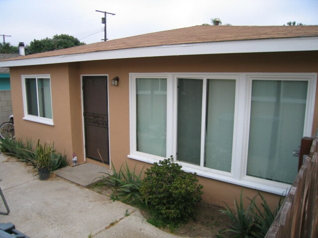 231 Albert Pl in Costa Mesa, CA - Foto de edificio