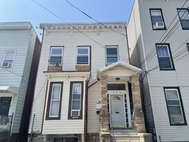 209 Hancock Ave