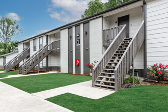 Shelton Park Apartments in Madison, AL - Foto de edificio - Building Photo