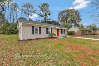 822 Dedmon Dr in Charlotte, NC - Building Photo - Building Photo