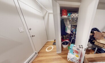 6 Forest St, Unit 3T in Cambridge, MA - Building Photo - Building Photo