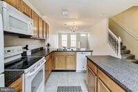 512 St Mary St photo'