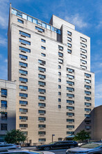 451 E 83rd St in New York, NY - Building Photo - Primary Photo