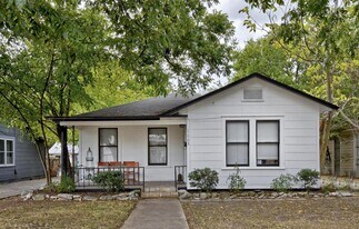1003 E 45th St in Austin, TX - Building Photo