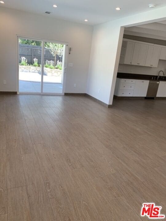 9252 Balcom Ave in Los Angeles, CA - Building Photo - Building Photo